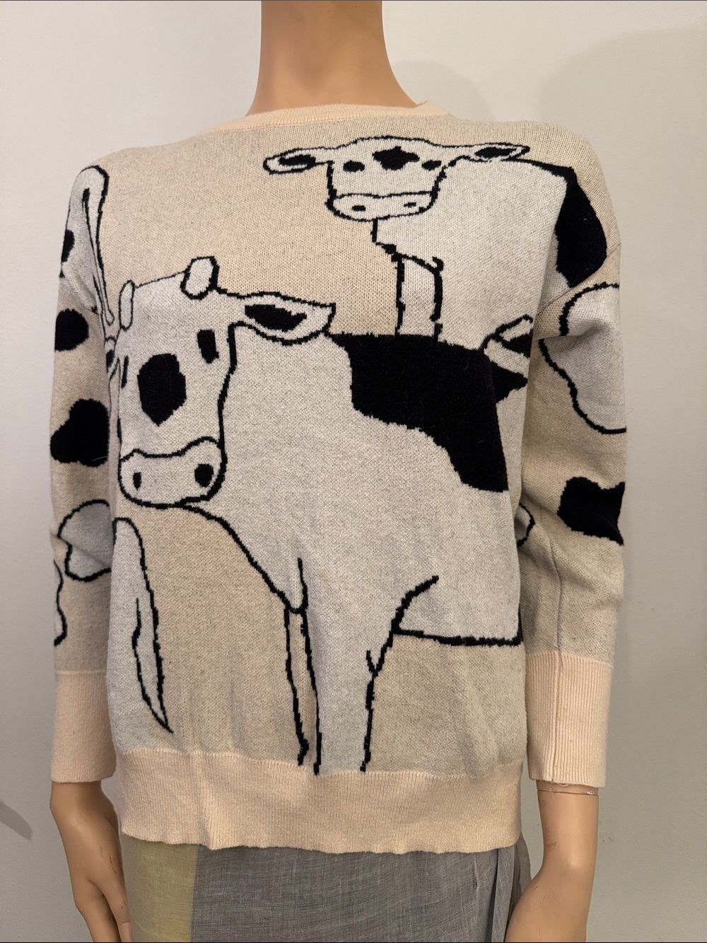 Cream & Black Cow Graphic Crewneck Sweater - Women